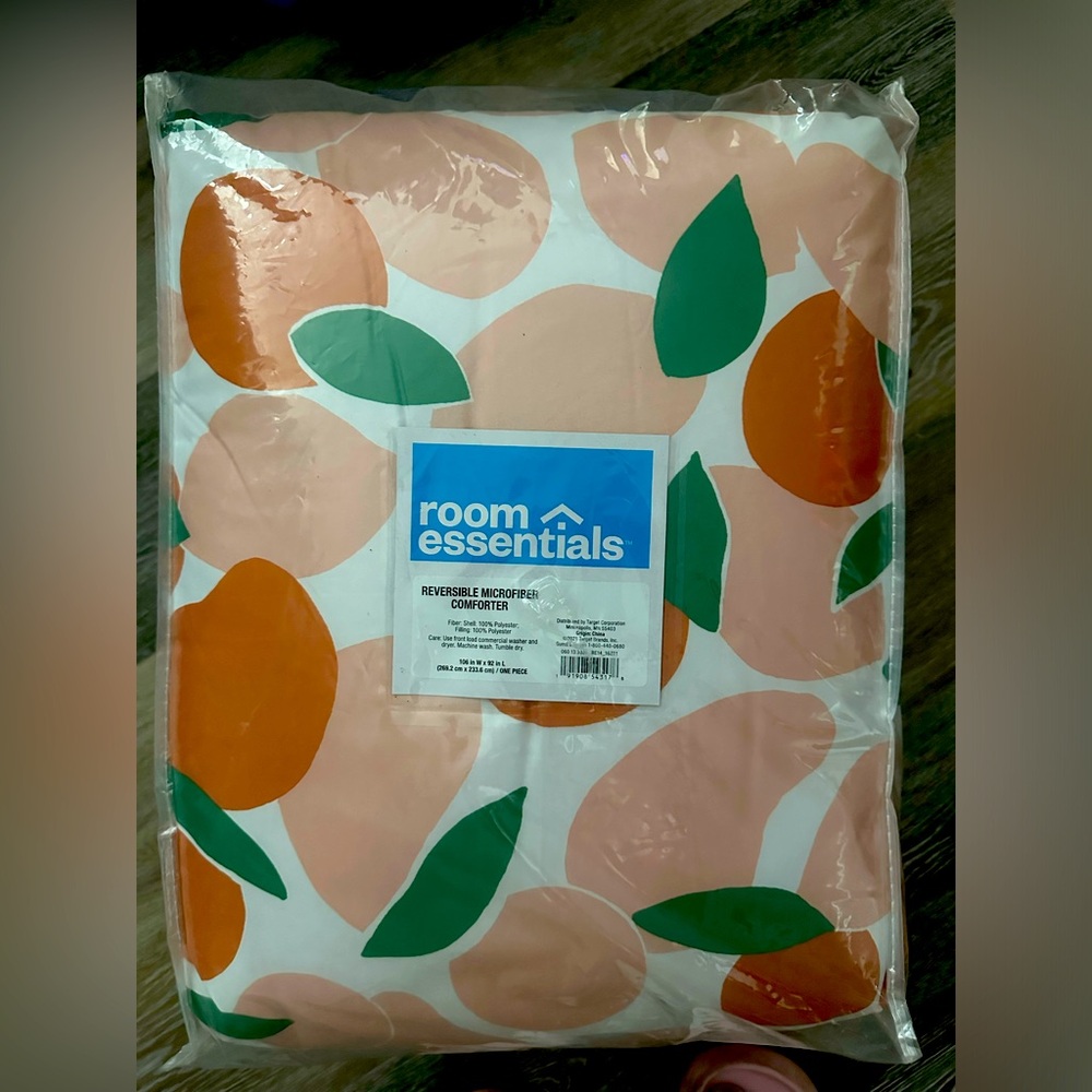 Peach comforter